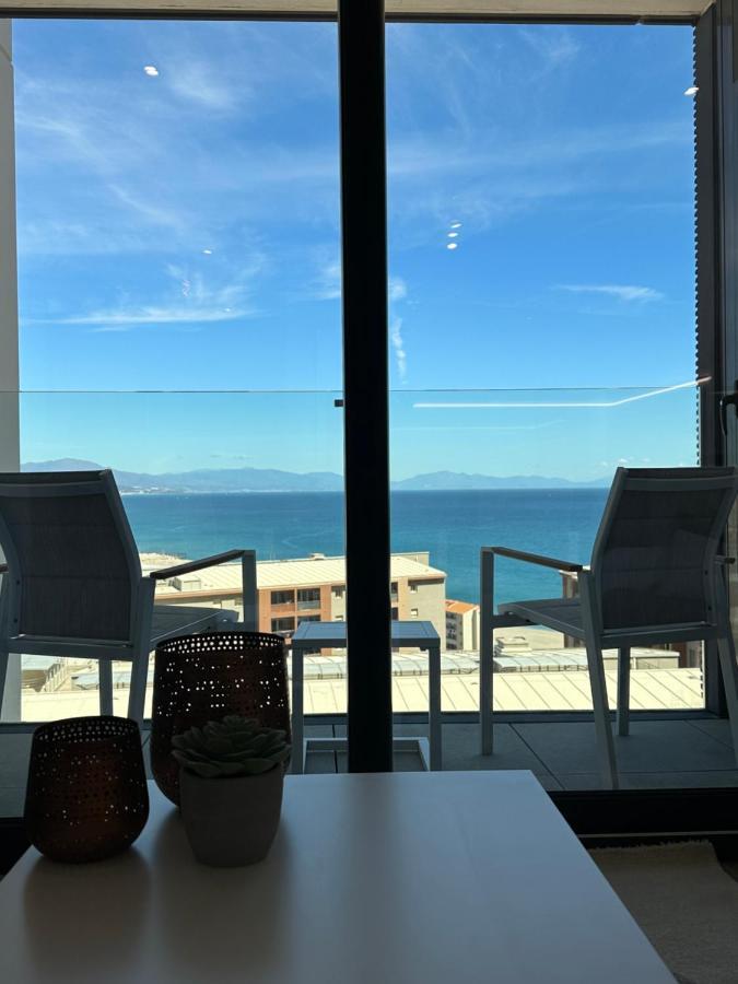 E1 Presidential Studios On High Floor With Stunning Sea Views Gibraltar Exterior foto